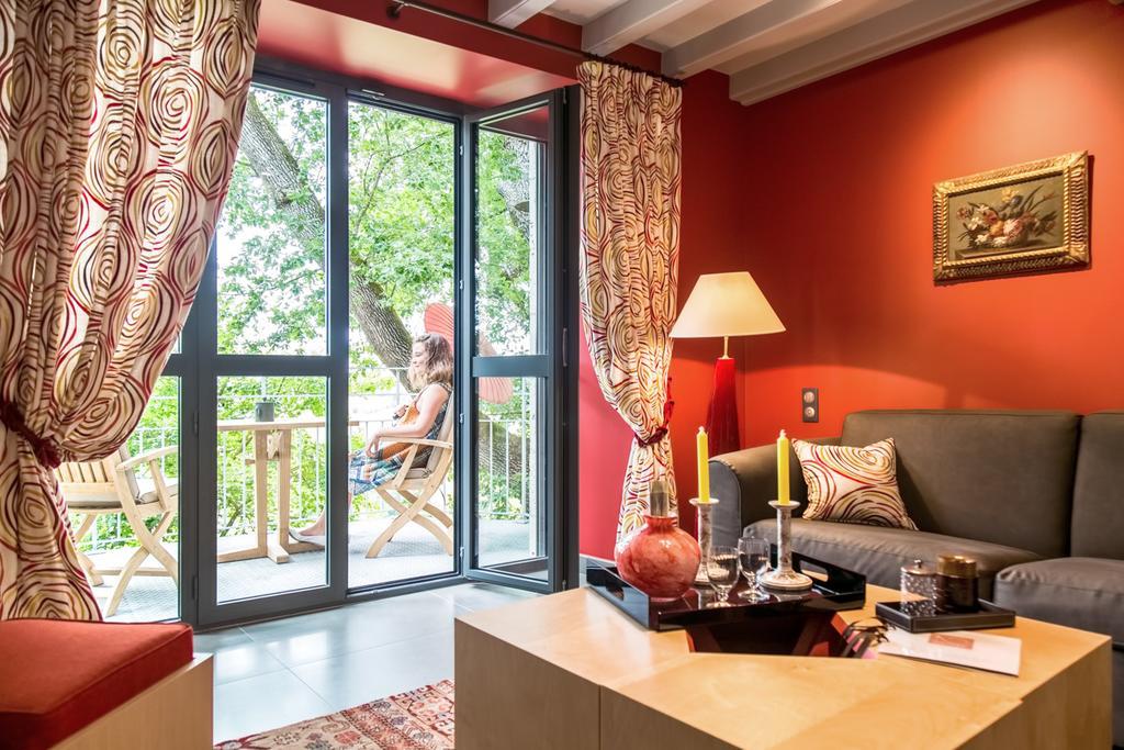 Chambres D'Hotes Domaine De Nazere Avezan Ngoại thất bức ảnh
